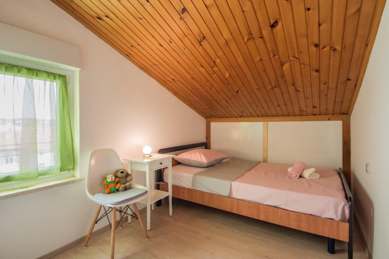 Piccola Pineta Apartment Pula Ngoại thất bức ảnh